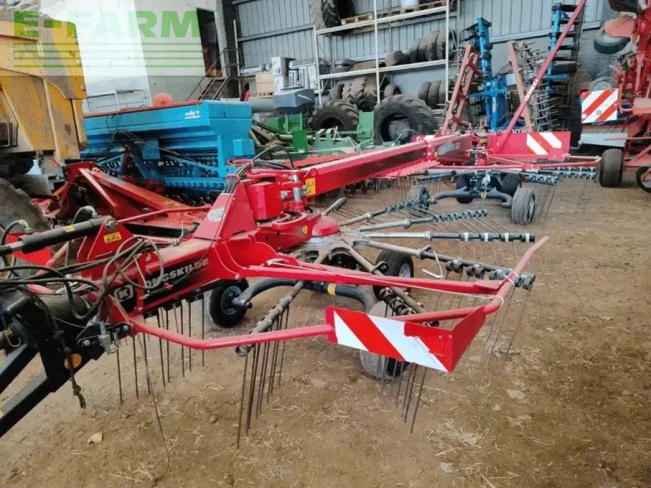 Schwader typu Kongskilde r+1410 sb, Gebrauchtmaschine w CHAUVONCOURT (Zdjęcie 1)