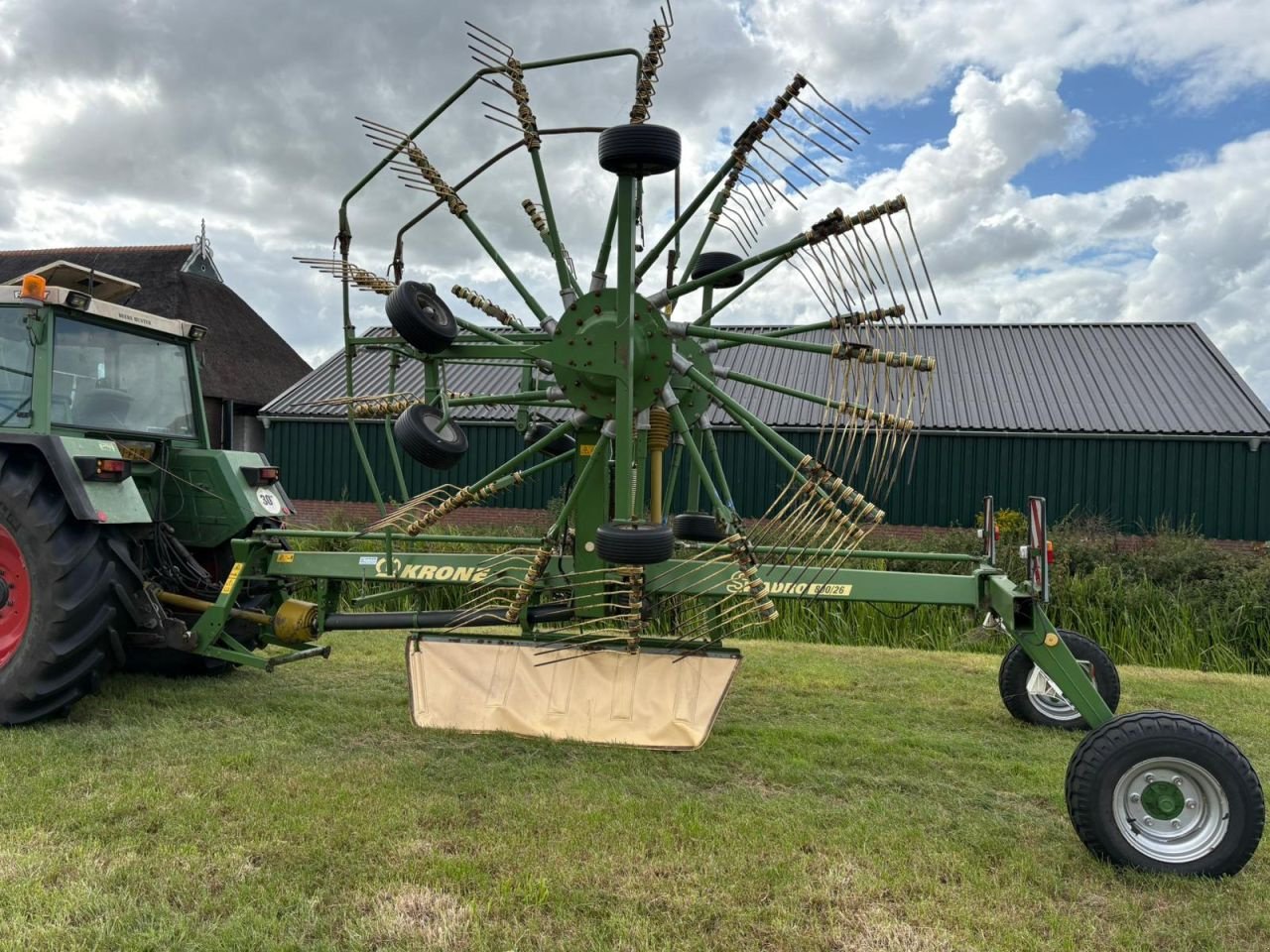 Schwader типа Krone 800/26, Gebrauchtmaschine в Nijega (Фотография 7)