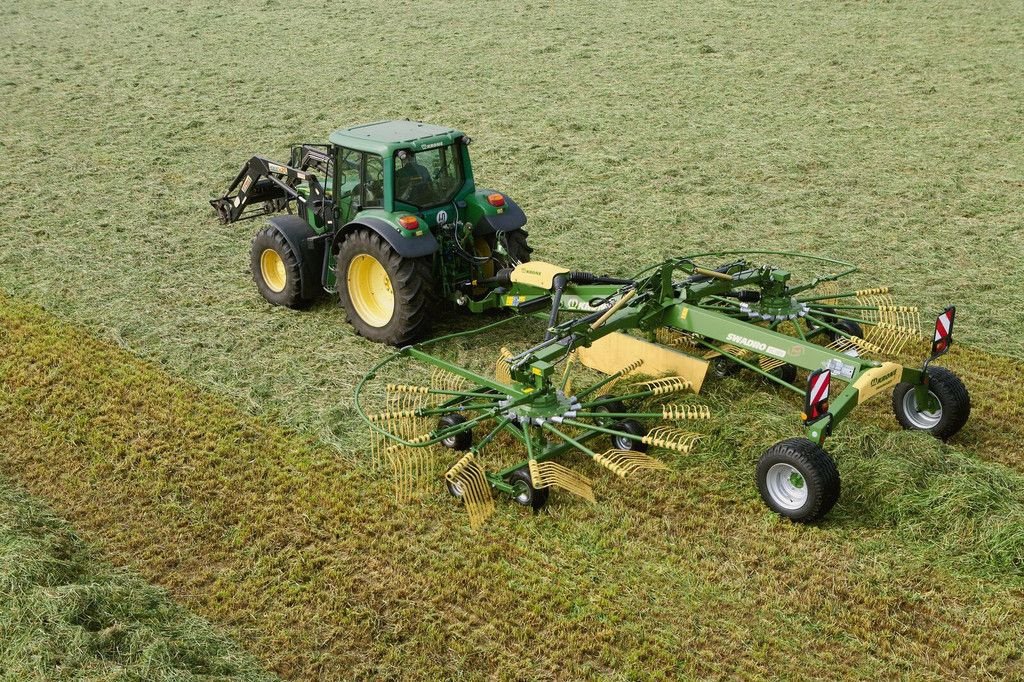Schwader del tipo Krone Cirkelhark, Neumaschine In Goudriaan (Immagine 1)