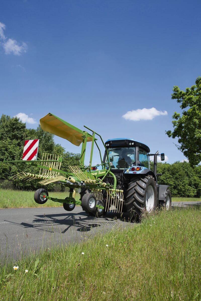 Schwader typu Krone Enkele harken, Neumaschine v Goudriaan (Obrázek 4)