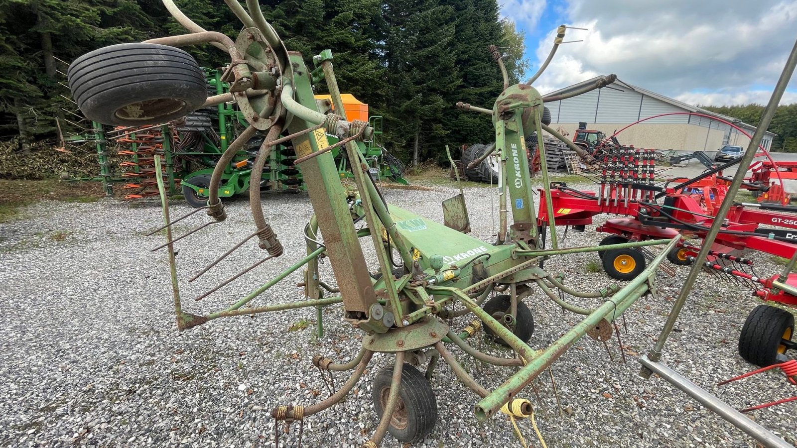 Schwader des Typs Krone KW 5.50/4x7, Gebrauchtmaschine in Nimtofte (Bild 4)