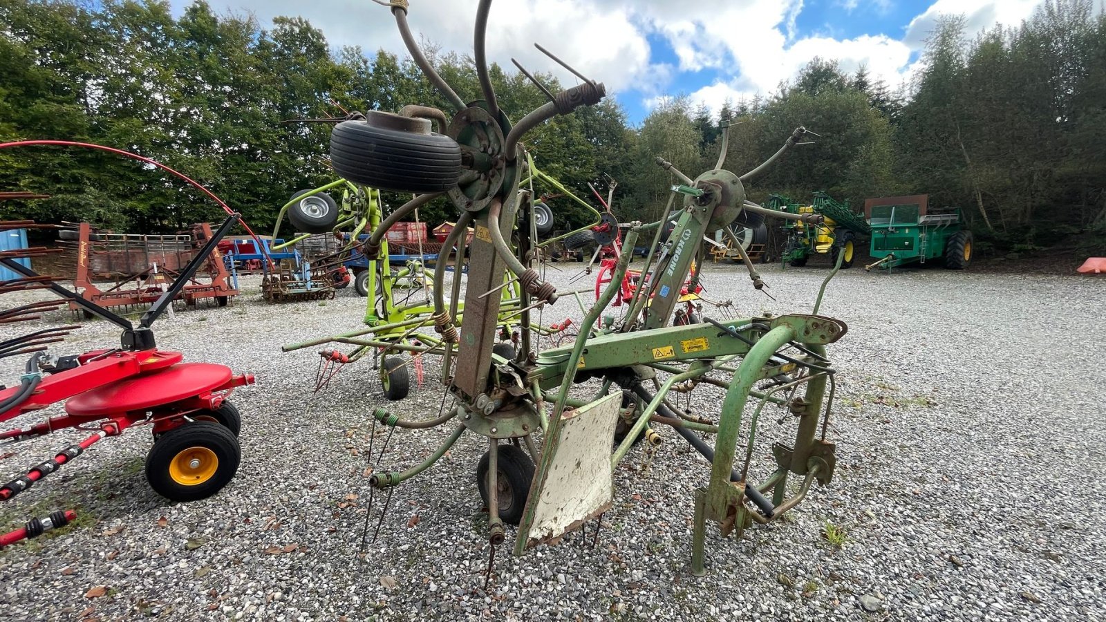 Schwader des Typs Krone KW 5.50/4x7, Gebrauchtmaschine in Nimtofte (Bild 2)