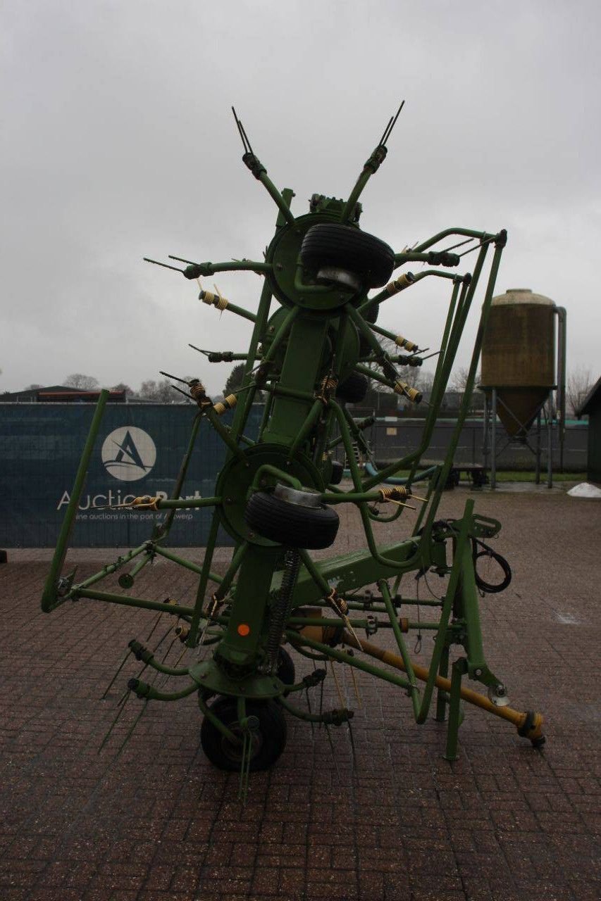 Schwader tip Krone KW 8-82, Gebrauchtmaschine in Antwerpen (Poză 8)