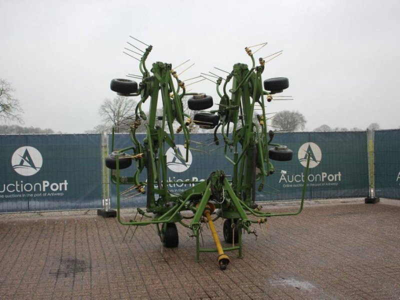Schwader tip Krone KW 8-82, Gebrauchtmaschine in Antwerpen (Poză 1)