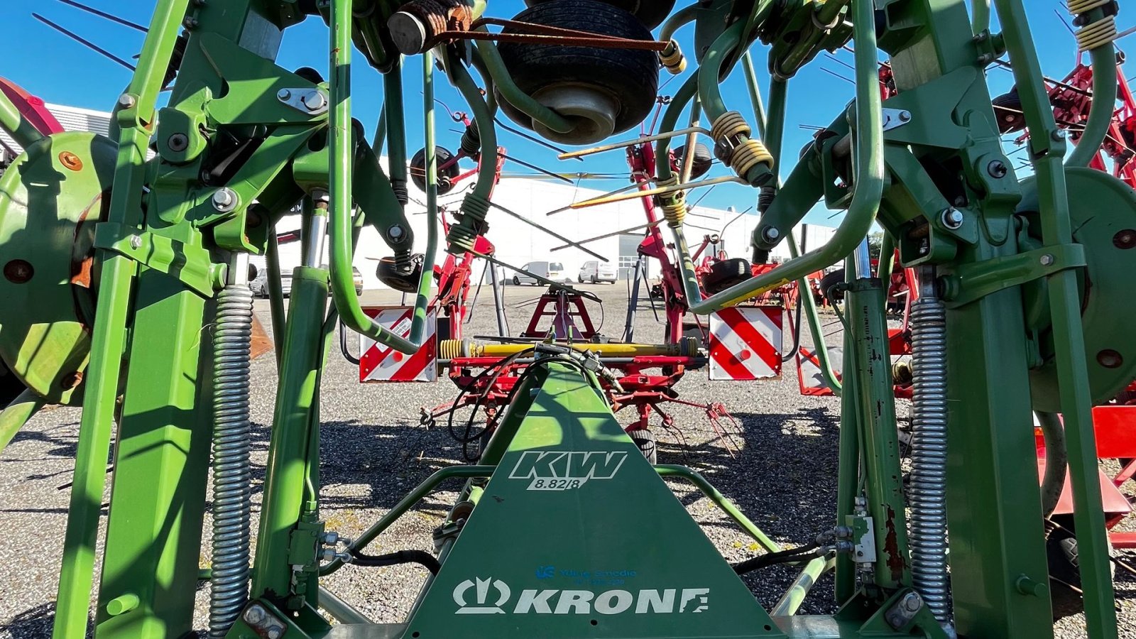 Schwader des Typs Krone KW 8.82/8, Gebrauchtmaschine in Horsens (Bild 6)