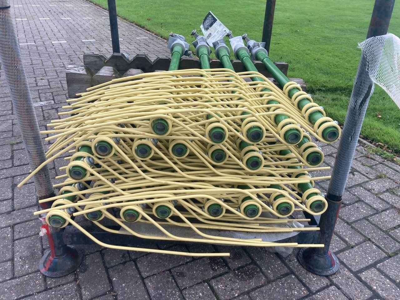 Schwader от тип Krone links, Gebrauchtmaschine в Vriezenveen (Снимка 3)