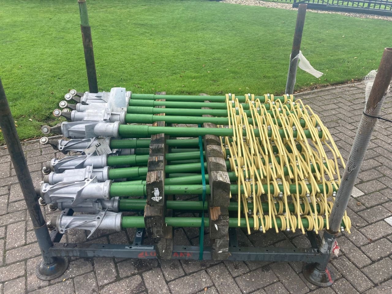 Schwader от тип Krone links, Gebrauchtmaschine в Vriezenveen (Снимка 1)