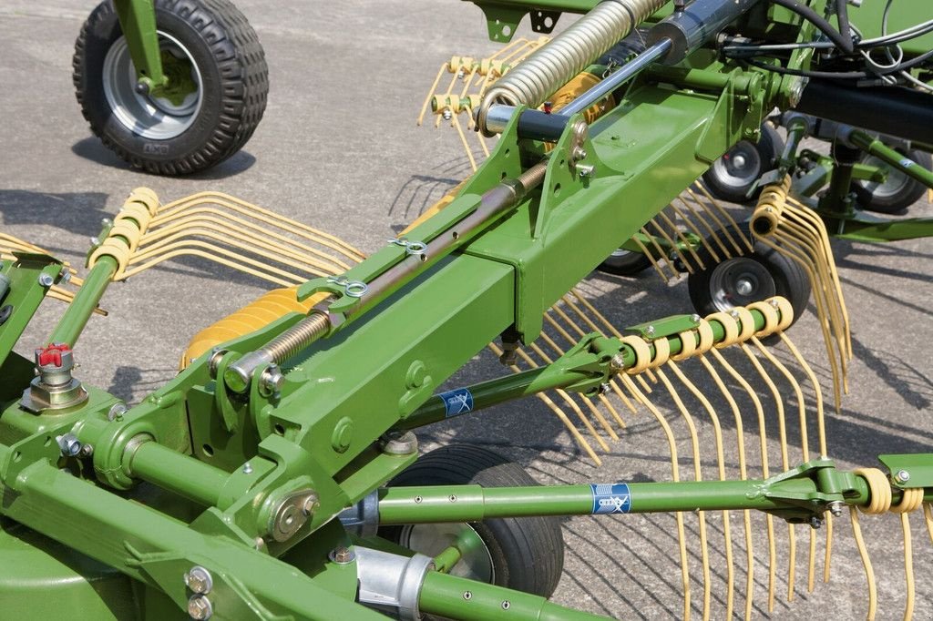 Schwader typu Krone Middenaflegharken met twee elementen, Neumaschine v Goudriaan (Obrázek 7)