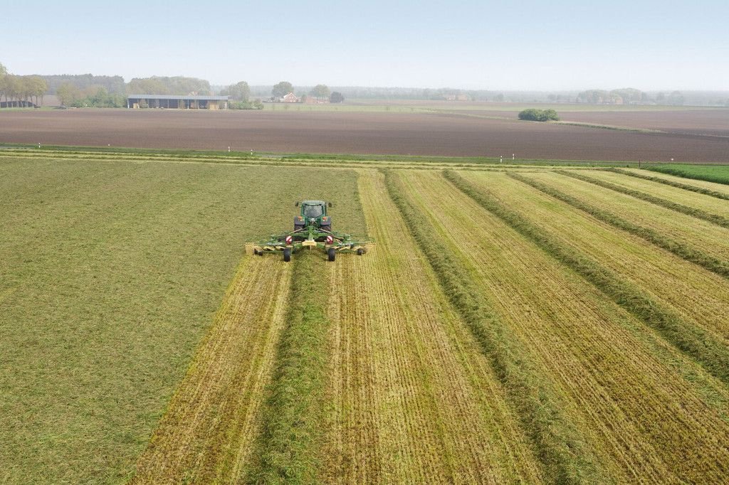 Schwader typu Krone Middenaflegharken met twee elementen, Neumaschine v Goudriaan (Obrázek 4)