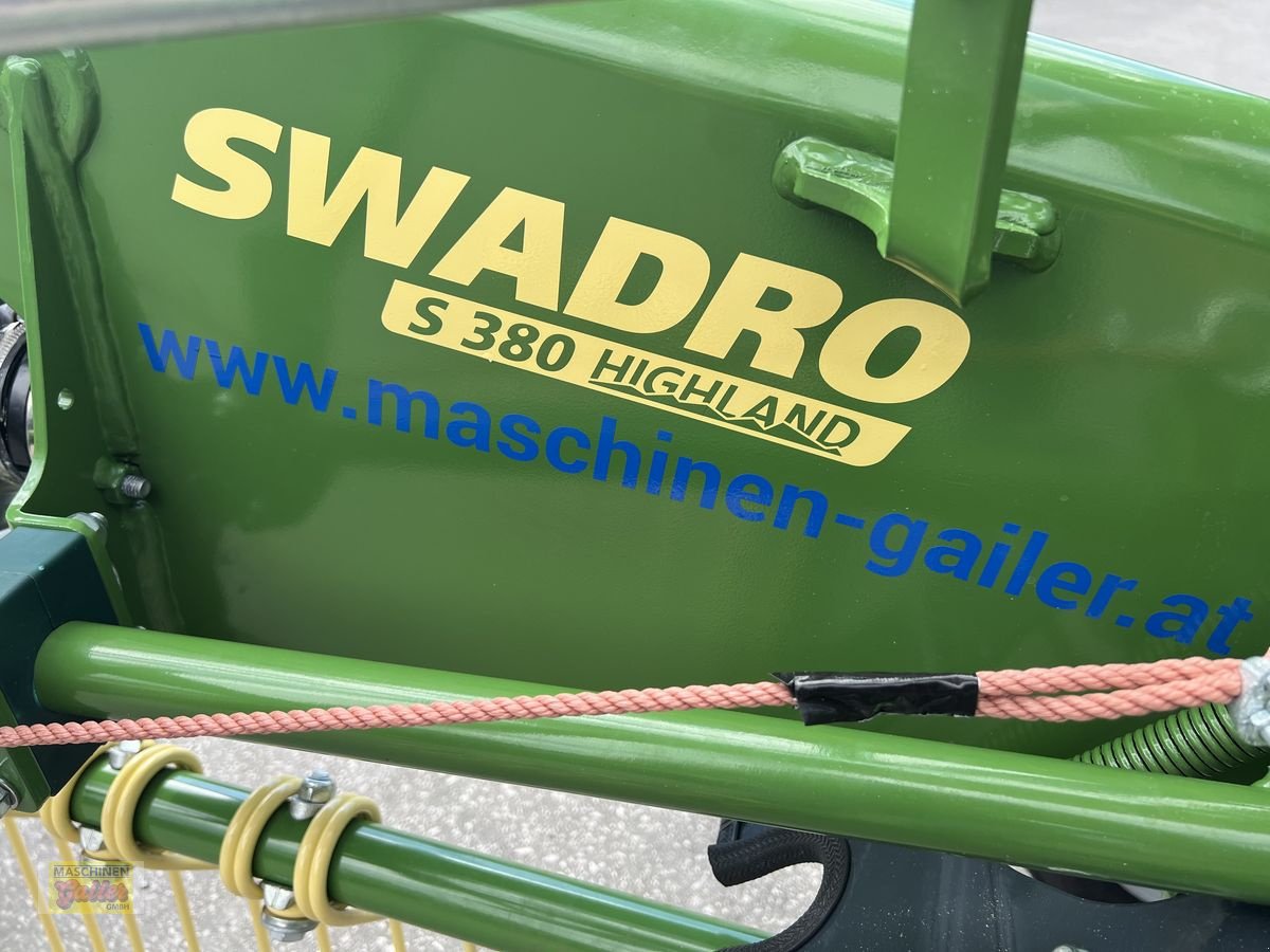 Schwader des Typs Krone S 380 Highland, Neumaschine in Kötschach (Bild 10)