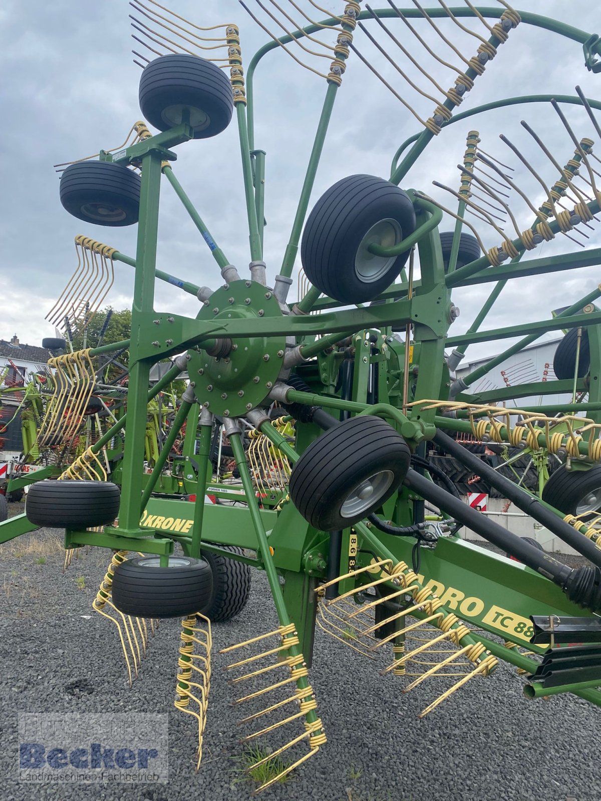 Schwader tipa Krone Schwadro TC 880, Gebrauchtmaschine u Weimar-Niederwalgern (Slika 3)