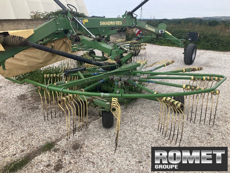 Schwader du type Krone SW TS 680 TWIN, Gebrauchtmaschine en Gennes sur glaize (Photo 1)