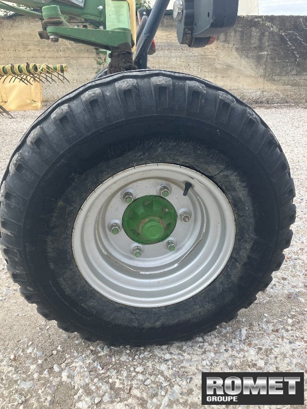 Schwader типа Krone SW TS 680 TWIN, Gebrauchtmaschine в Gennes sur glaize (Фотография 6)