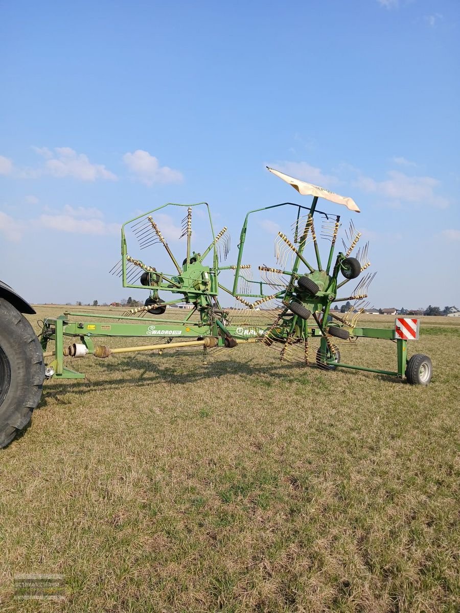 Schwader des Typs Krone Swadro 1201, Gebrauchtmaschine in Gampern (Bild 1)