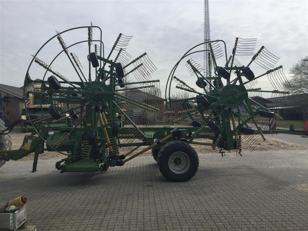 Schwader tip Krone Swadro 1400 plus dynamisk rotoraflastning, Gebrauchtmaschine in Kongerslev (Poză 1)