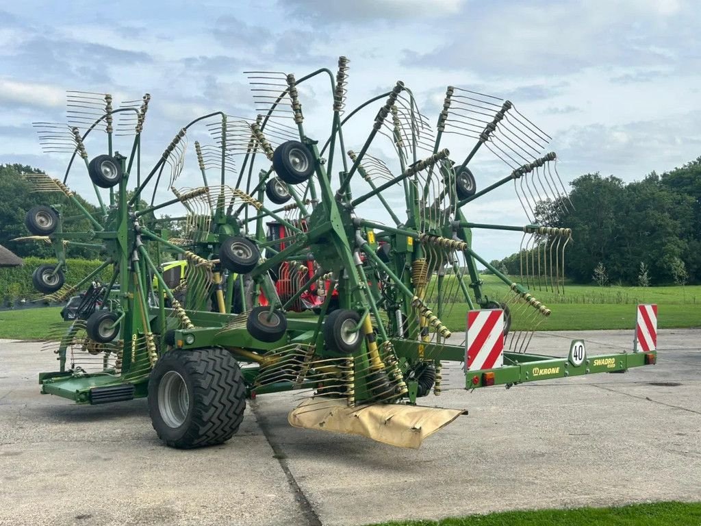 Schwader van het type Krone swadro 1400 Plus Zwadhark 4 rotor hark, Gebrauchtmaschine in Ruinerwold (Foto 7)