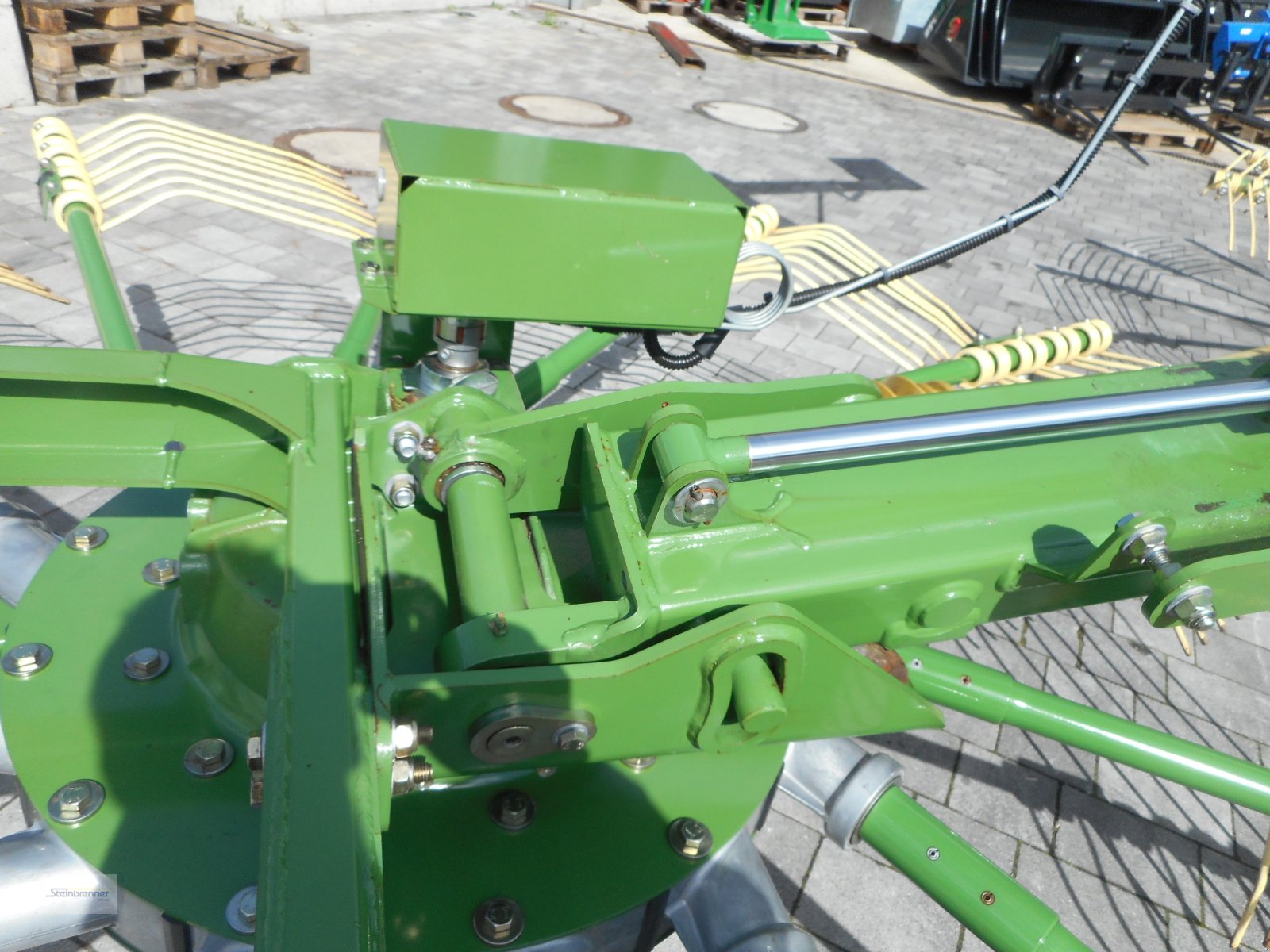 Schwader tipa Krone Swadro 1400 Plus, Gebrauchtmaschine u Wörnitz (Slika 14)