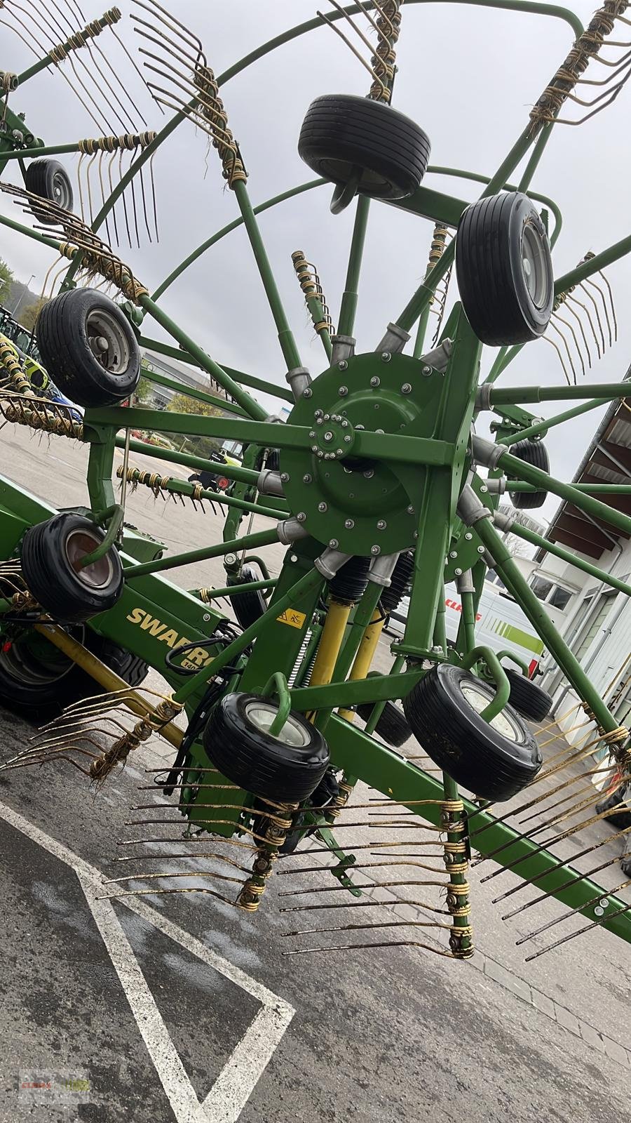 Schwader des Typs Krone Swadro 1400 Plus, Gebrauchtmaschine in Erkheim (Bild 14)
