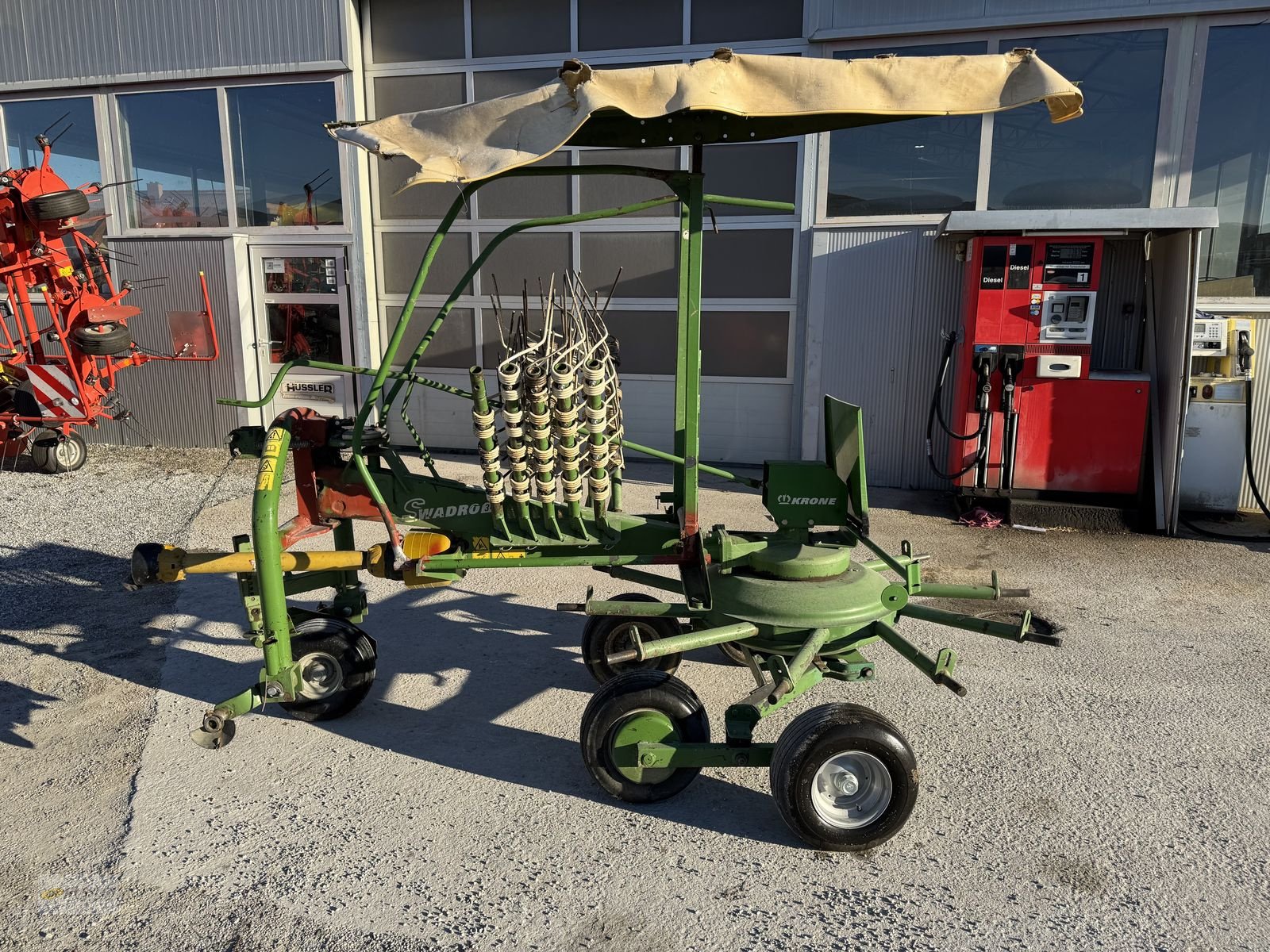 Schwader Türe ait Krone SWADRO 345, Gebrauchtmaschine içinde Söding- Sankt. Johann (resim 2)