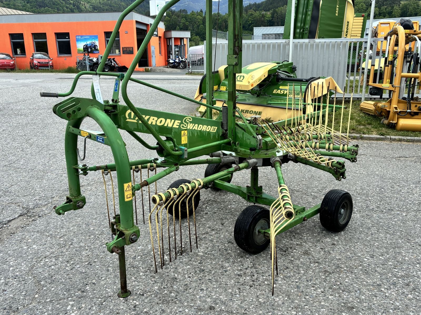 Schwader типа Krone Swadro 38, Gebrauchtmaschine в Villach (Фотография 2)
