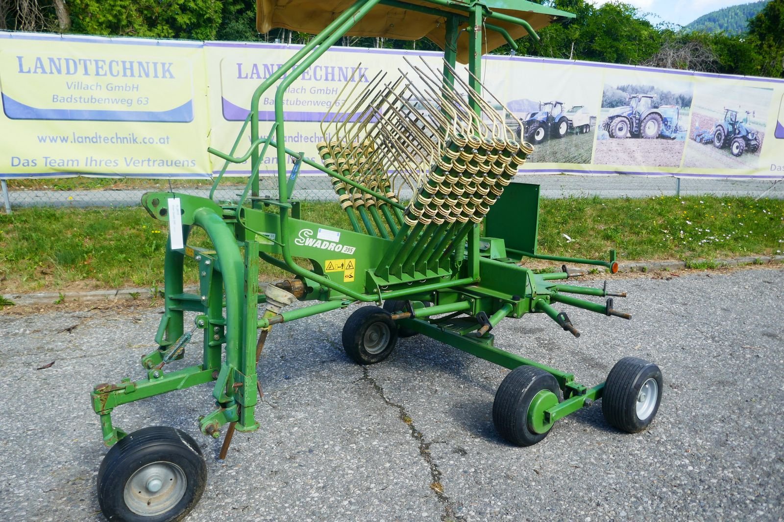 Schwader des Typs Krone Swadro 395, Gebrauchtmaschine in Villach (Bild 1)