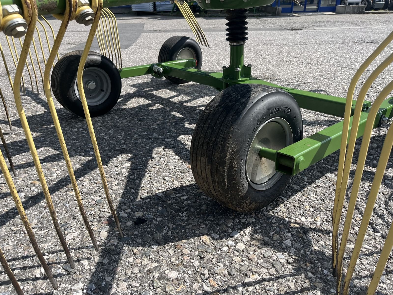 Schwader des Typs Krone SWADRO 42 -13, Gebrauchtmaschine in Villach (Bild 8)