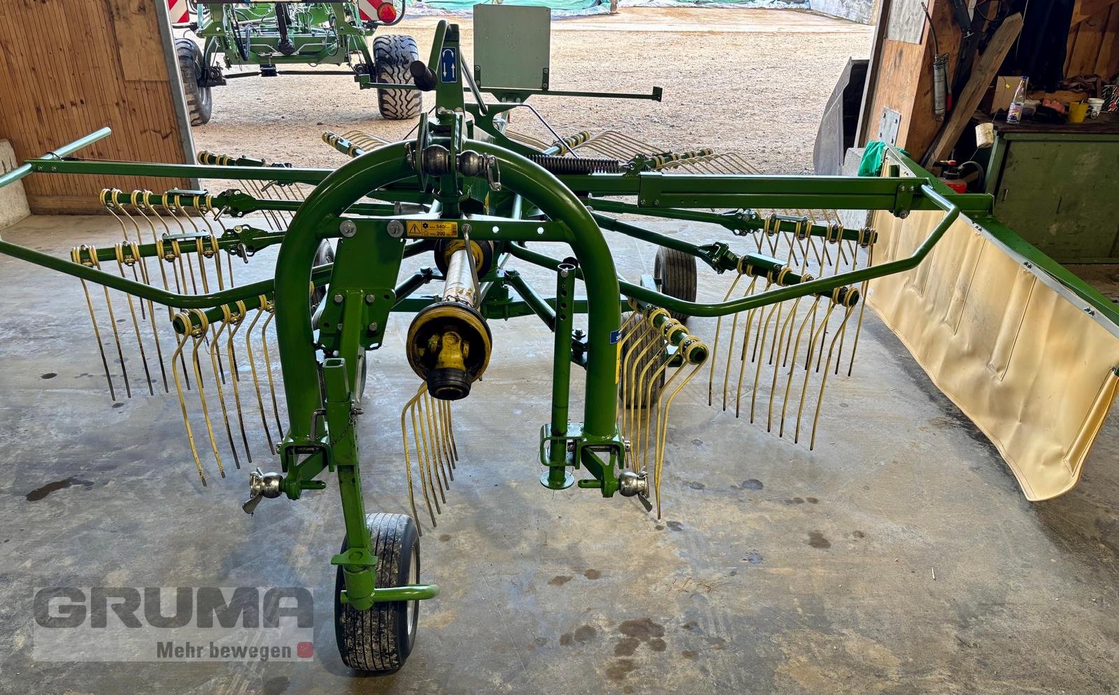 Schwader of the type Krone Swadro 42, Gebrauchtmaschine in Germaringen (Picture 4)