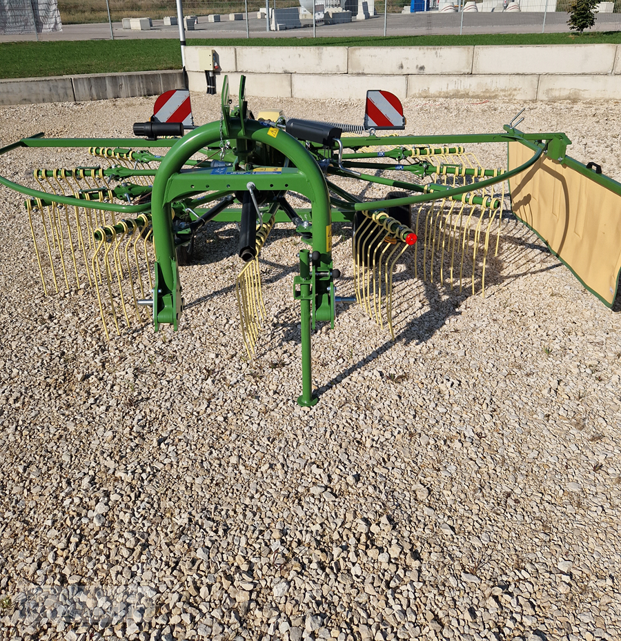 Schwader του τύπου Krone Swadro 420, Neumaschine σε Monheim (Φωτογραφία 2)