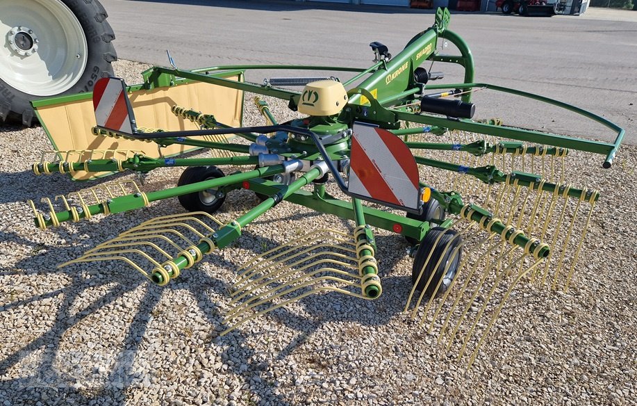 Schwader του τύπου Krone Swadro 420, Neumaschine σε Monheim (Φωτογραφία 3)