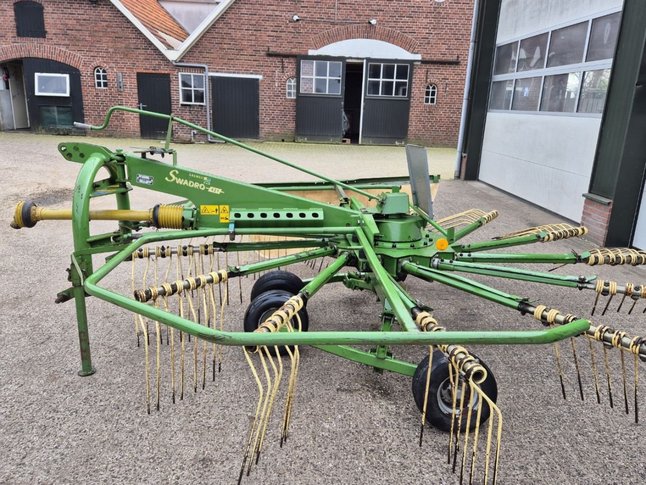 Schwader tip Krone Swadro 421, Gebrauchtmaschine in Halle (Poză 7)