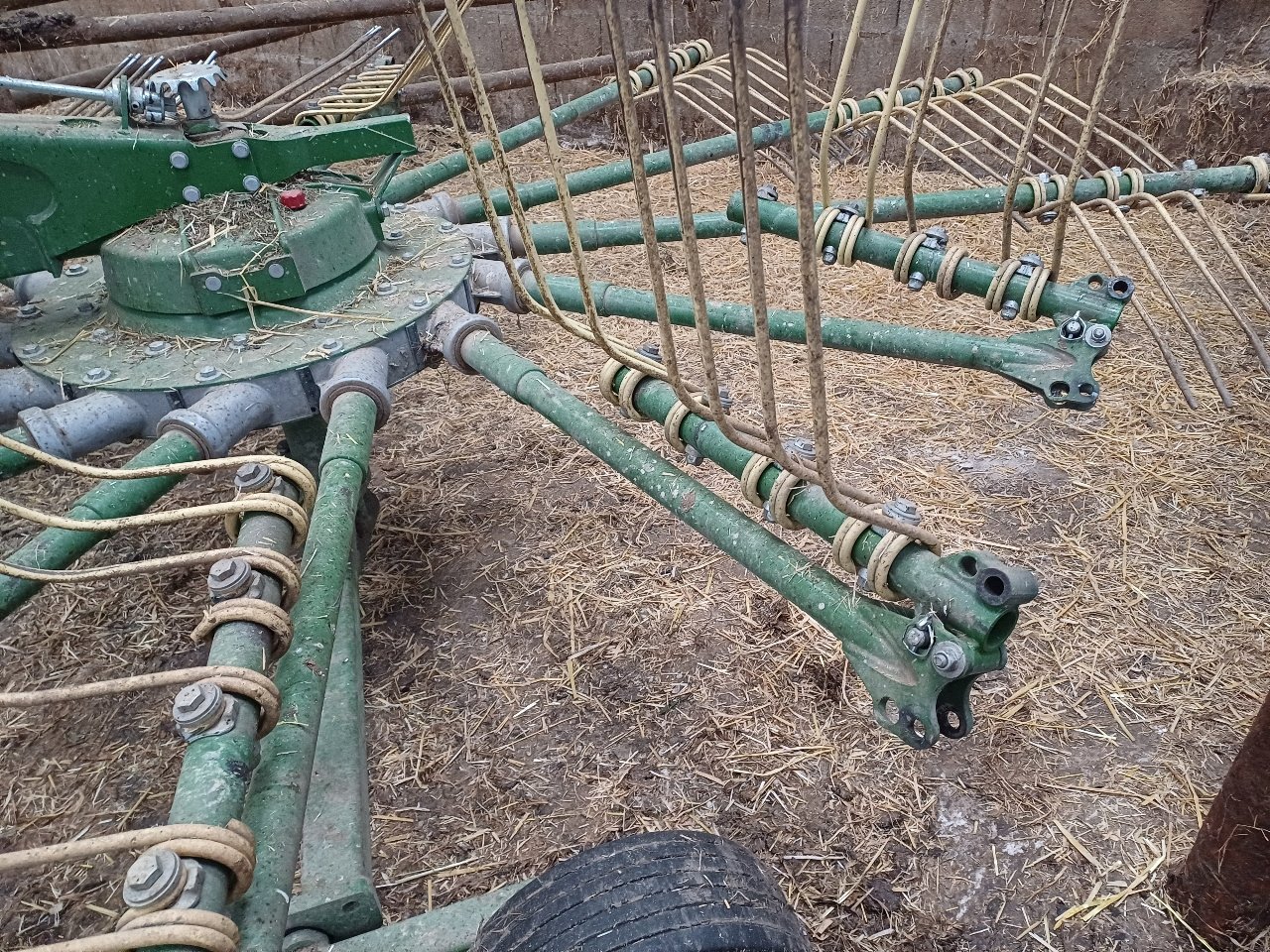 Schwader от тип Krone Swadro 46, Gebrauchtmaschine в VERT TOULON (Снимка 3)