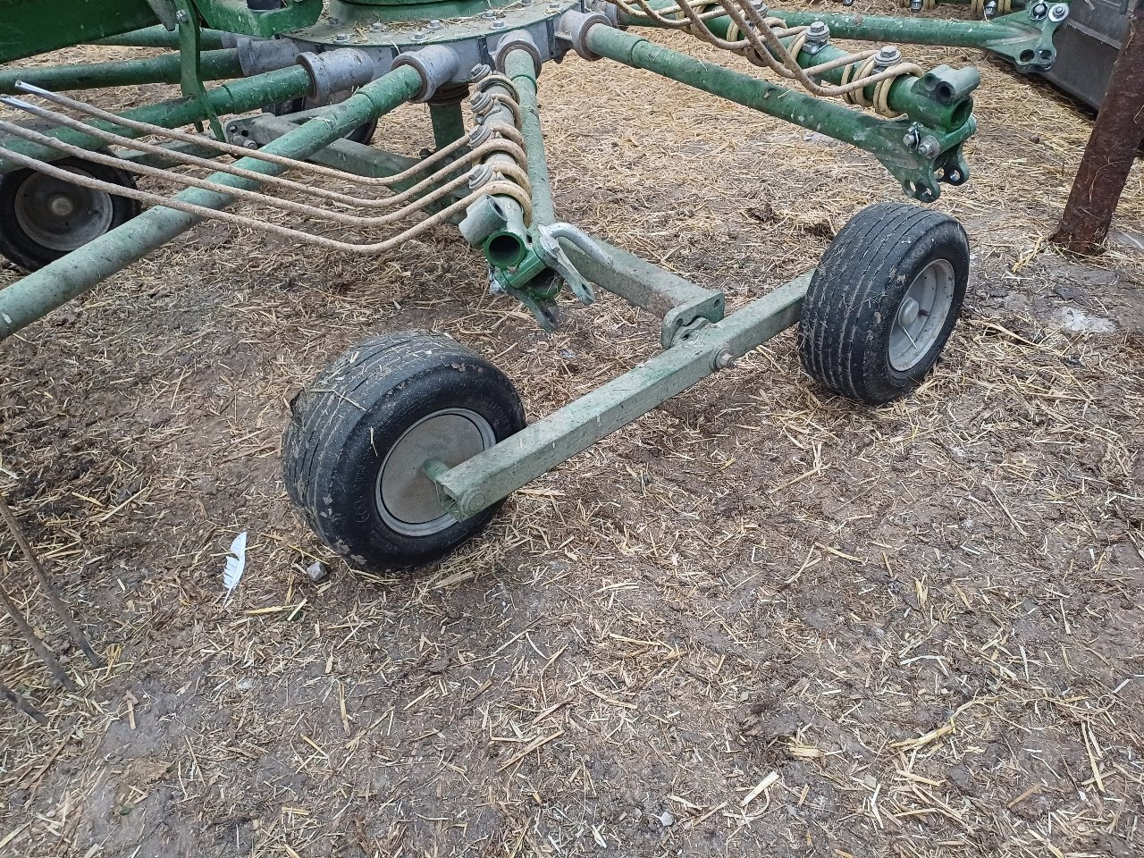 Schwader от тип Krone Swadro 46, Gebrauchtmaschine в VERT TOULON (Снимка 2)