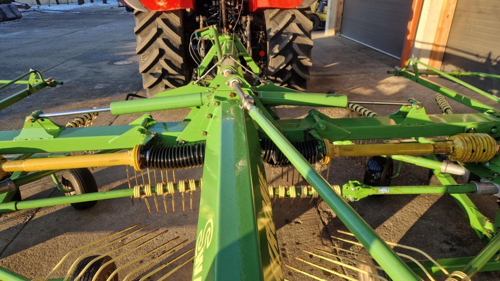 Schwader Türe ait Krone Swadro 700, Gebrauchtmaschine içinde Villach/Zauchen (resim 6)