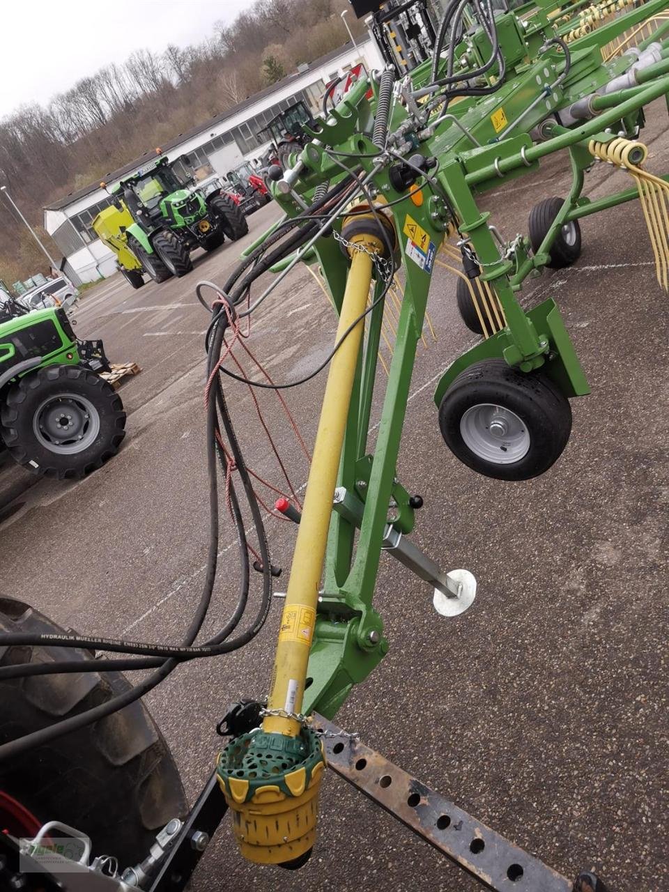Schwader of the type Krone SWADRO 710/26 T, Neumaschine in Uhingen (Picture 2)