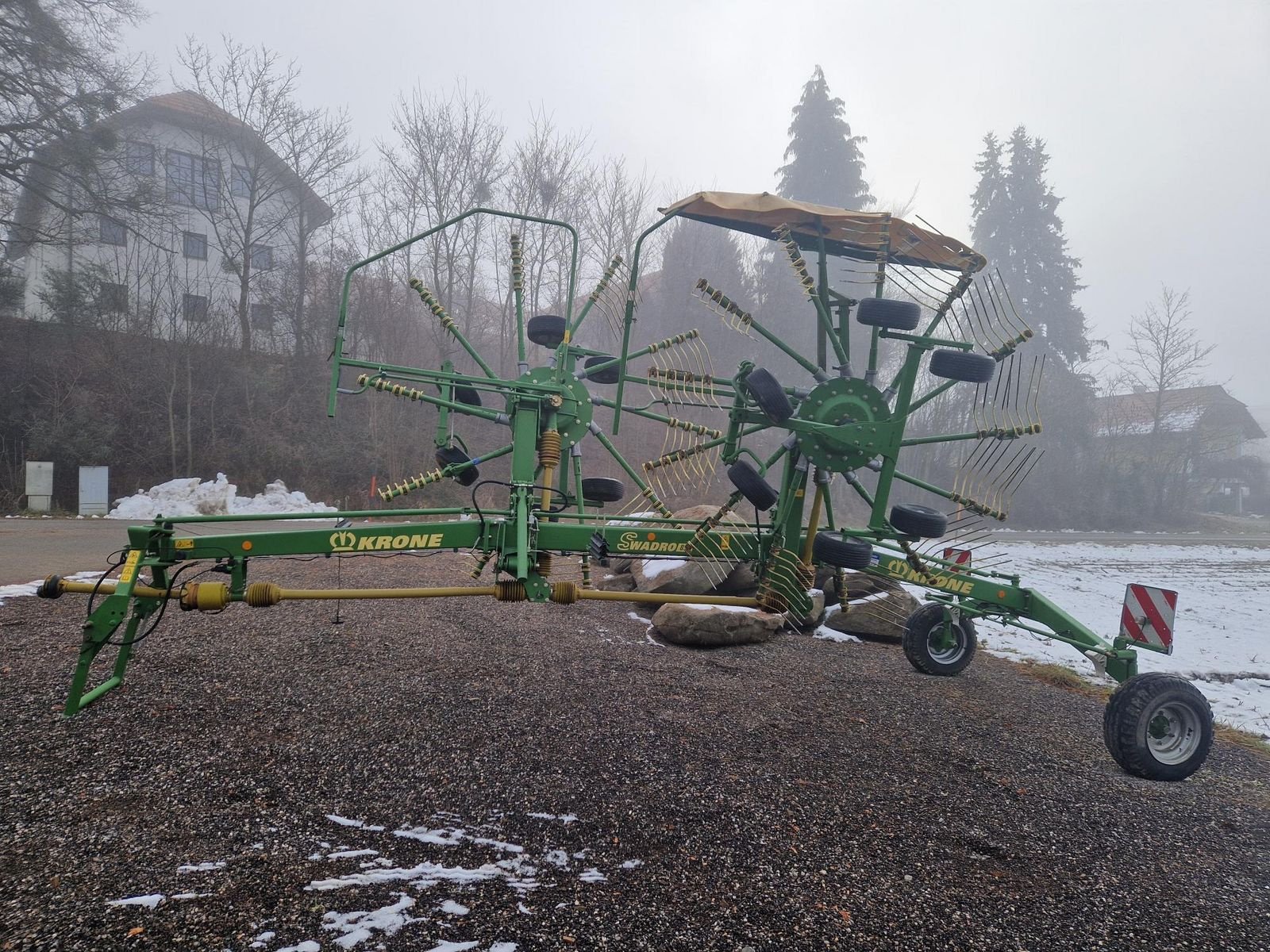 Schwader Türe ait Krone SWADRO 807, Gebrauchtmaschine içinde Grünbach (resim 6)