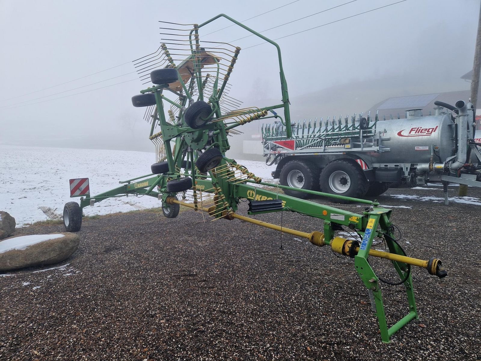 Schwader Türe ait Krone SWADRO 807, Gebrauchtmaschine içinde Grünbach (resim 2)