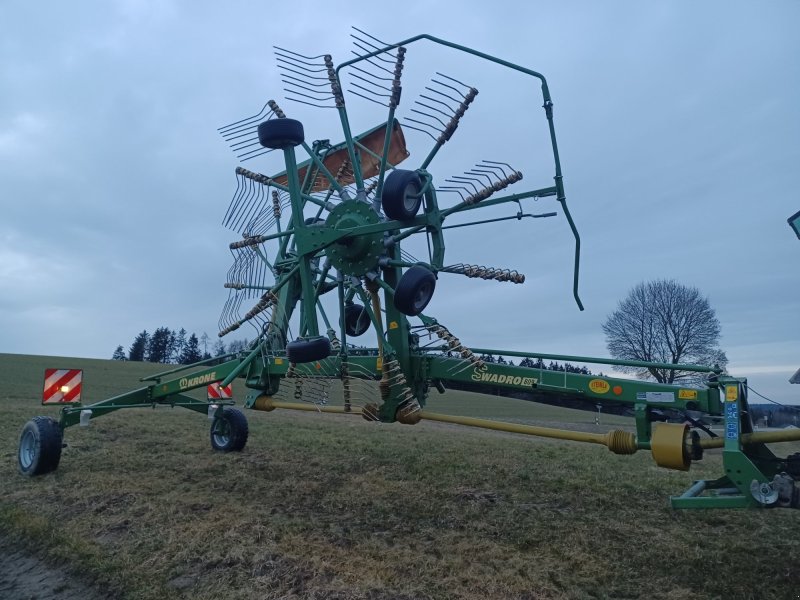 Schwader des Typs Krone Swadro 809, Gebrauchtmaschine in Pfeffenhausen