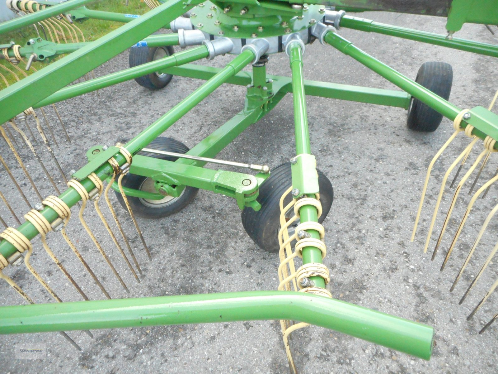 Schwader του τύπου Krone Swadro 810, Gebrauchtmaschine σε Wörnitz (Φωτογραφία 16)