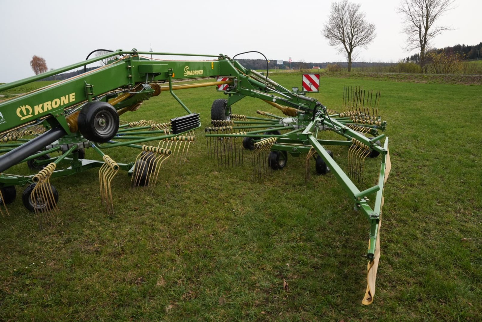Schwader du type Krone Swadro 907, Gebrauchtmaschine en Seubersdorf-Wissing (Photo 4)