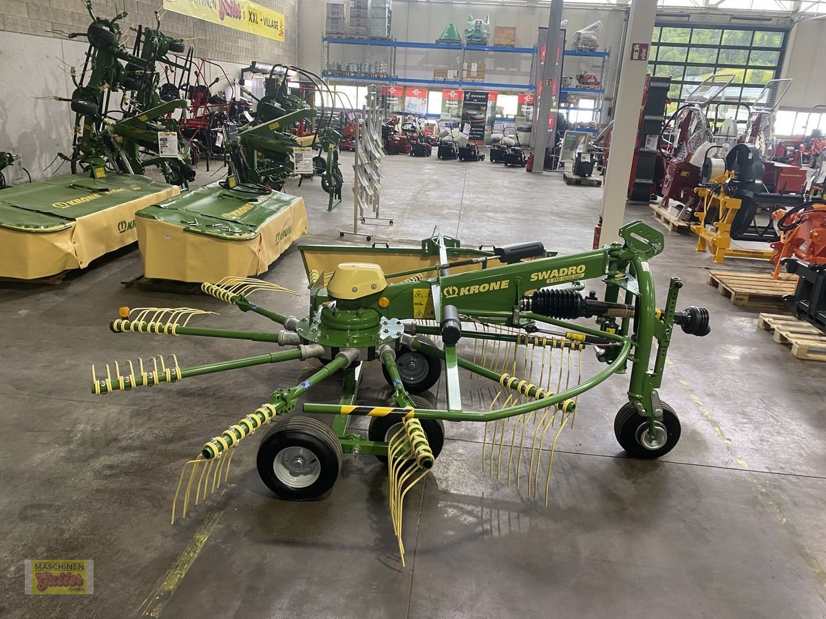 Schwader of the type Krone Swadro S 350 Highland Einkreiselschwader, Neumaschine in Kötschach (Picture 22)