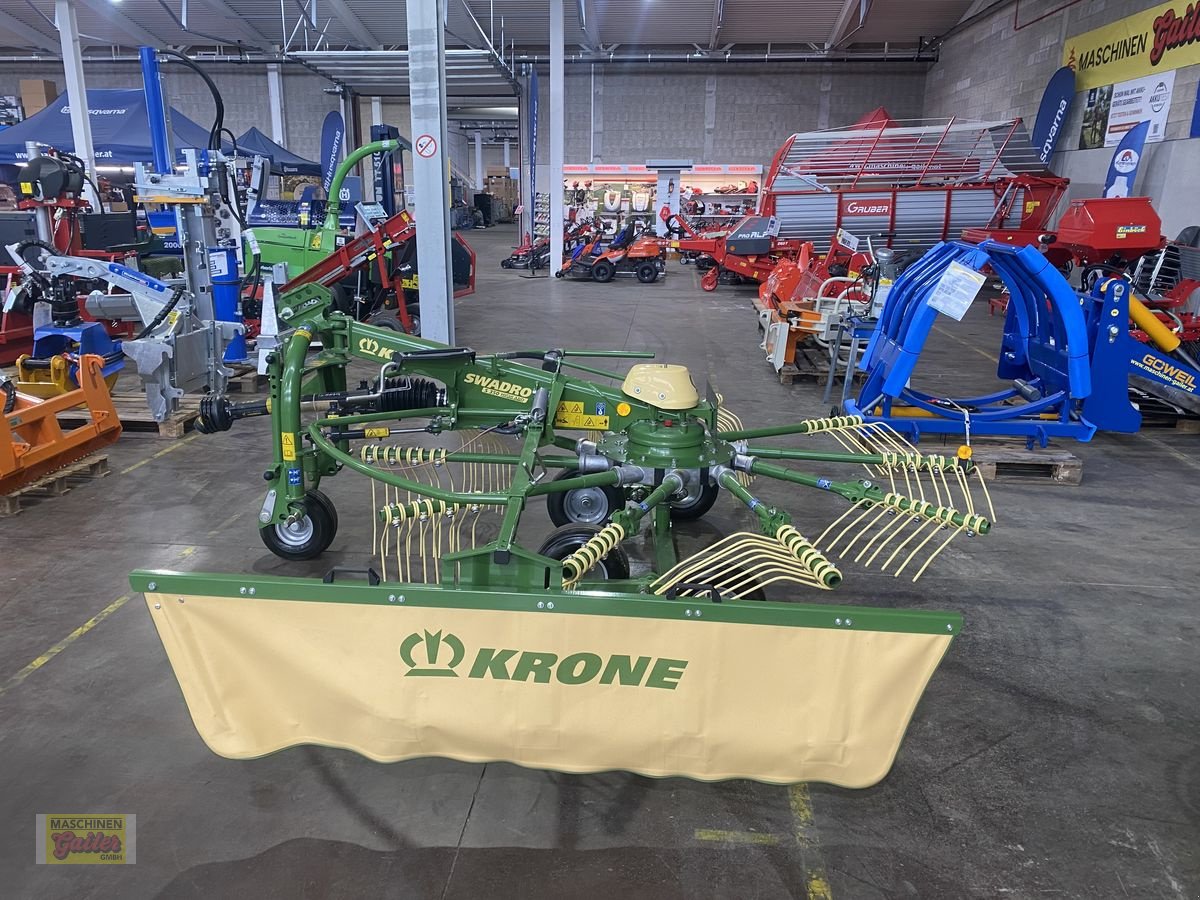 Schwader of the type Krone Swadro S 350 Highland Einkreiselschwader, Neumaschine in Kötschach (Picture 24)