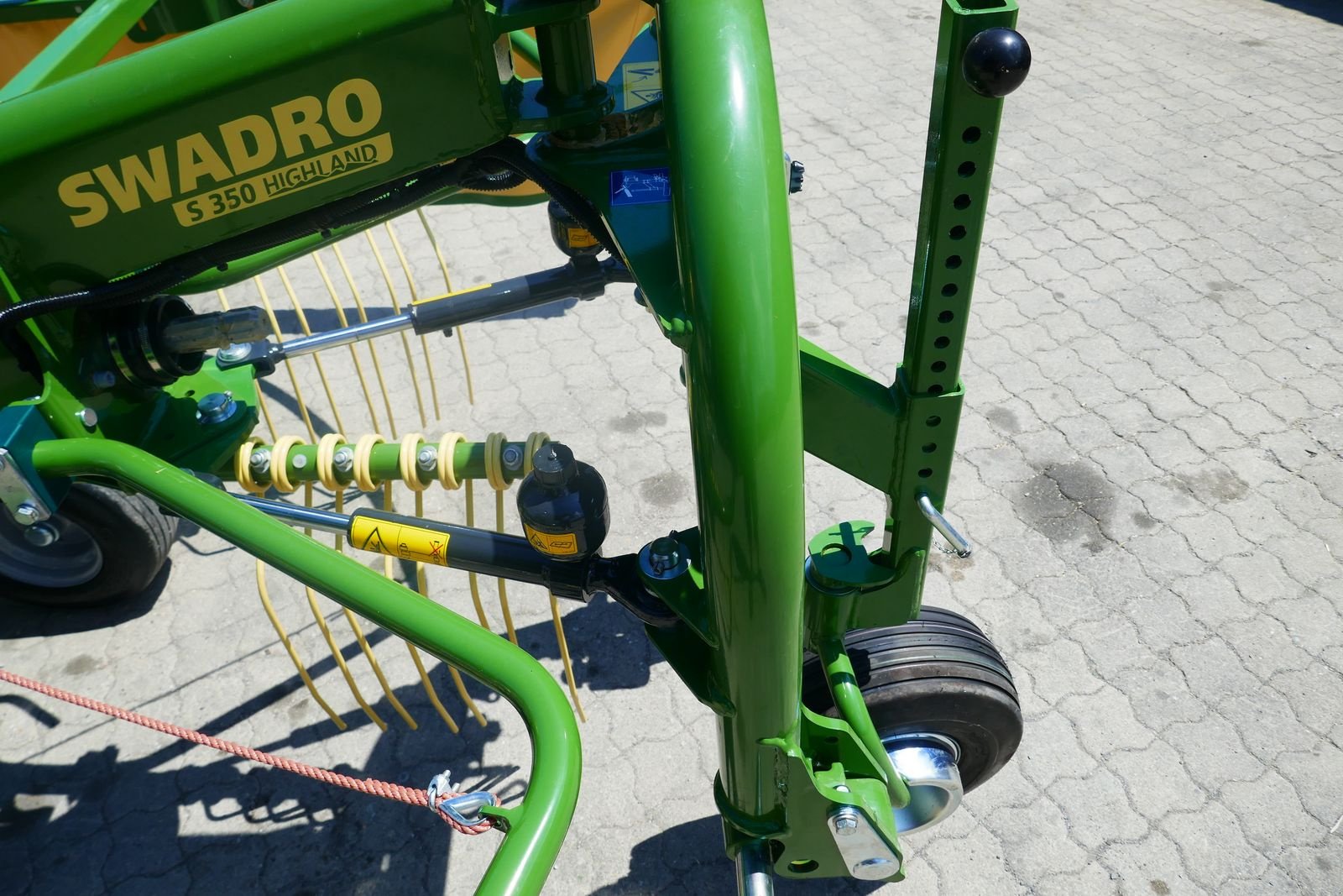 Schwader типа Krone Swadro S 350 Highland, Gebrauchtmaschine в Villach (Фотография 3)