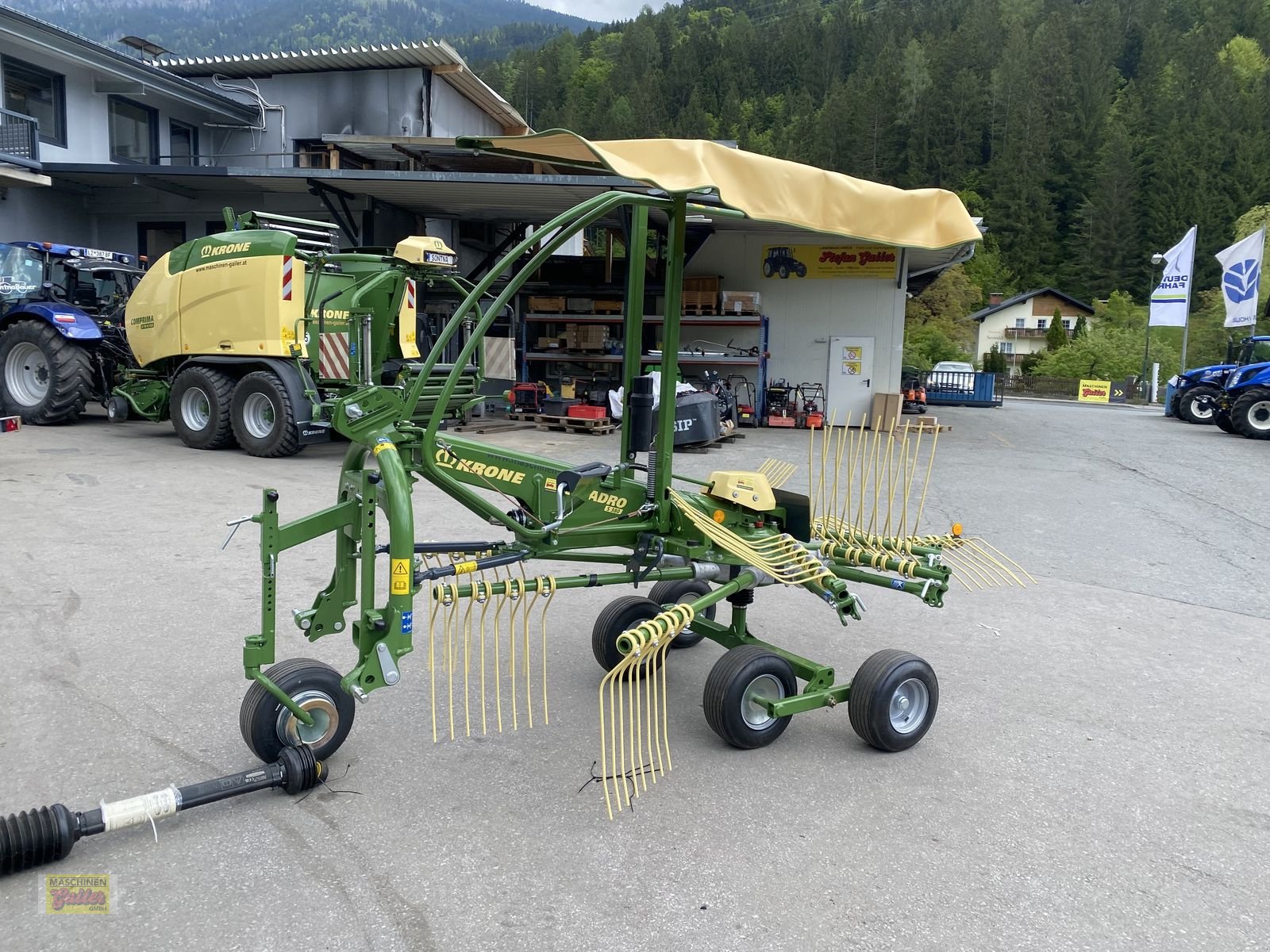 Schwader του τύπου Krone Swadro S 380 Einkreiselschwader, Neumaschine σε Kötschach (Φωτογραφία 31)