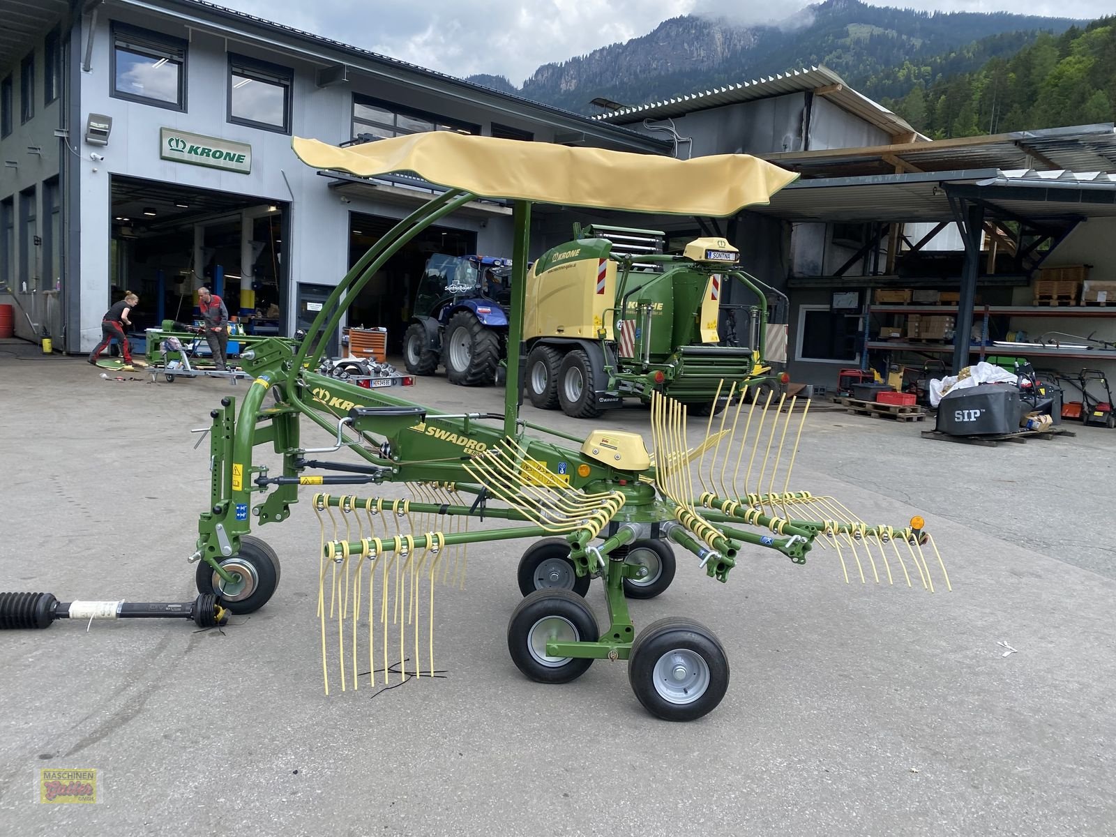 Schwader του τύπου Krone Swadro S 380 Einkreiselschwader, Neumaschine σε Kötschach (Φωτογραφία 29)