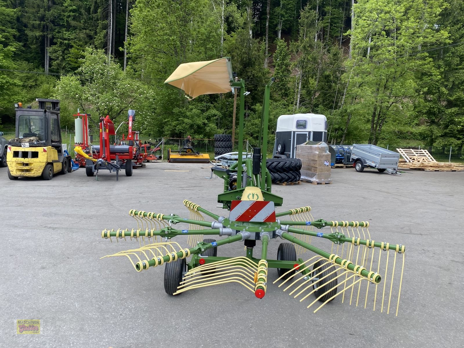Schwader typu Krone Swadro S 380 Einkreiselschwader, Neumaschine v Kötschach (Obrázek 3)