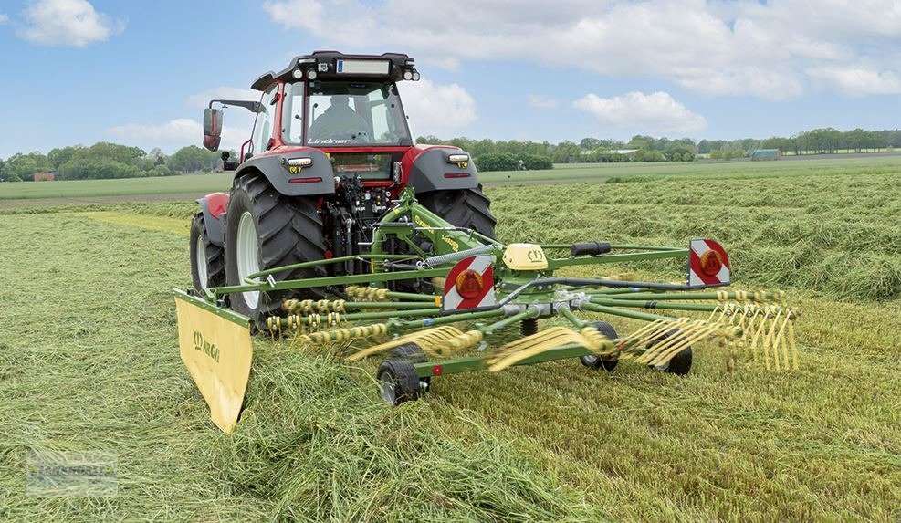 Schwader του τύπου Krone SWADRO S 380, Neumaschine σε Aurich (Φωτογραφία 2)