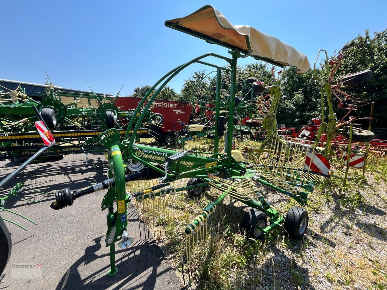 Schwader tipa Krone Swadro S 420, Neumaschine u Tönisvorst (Slika 1)