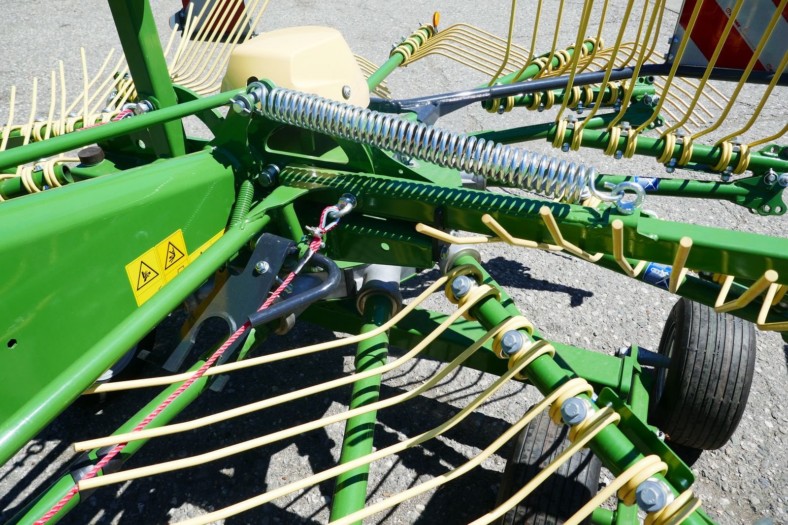 Schwader des Typs Krone Swadro S 420, Gebrauchtmaschine in Villach (Bild 9)