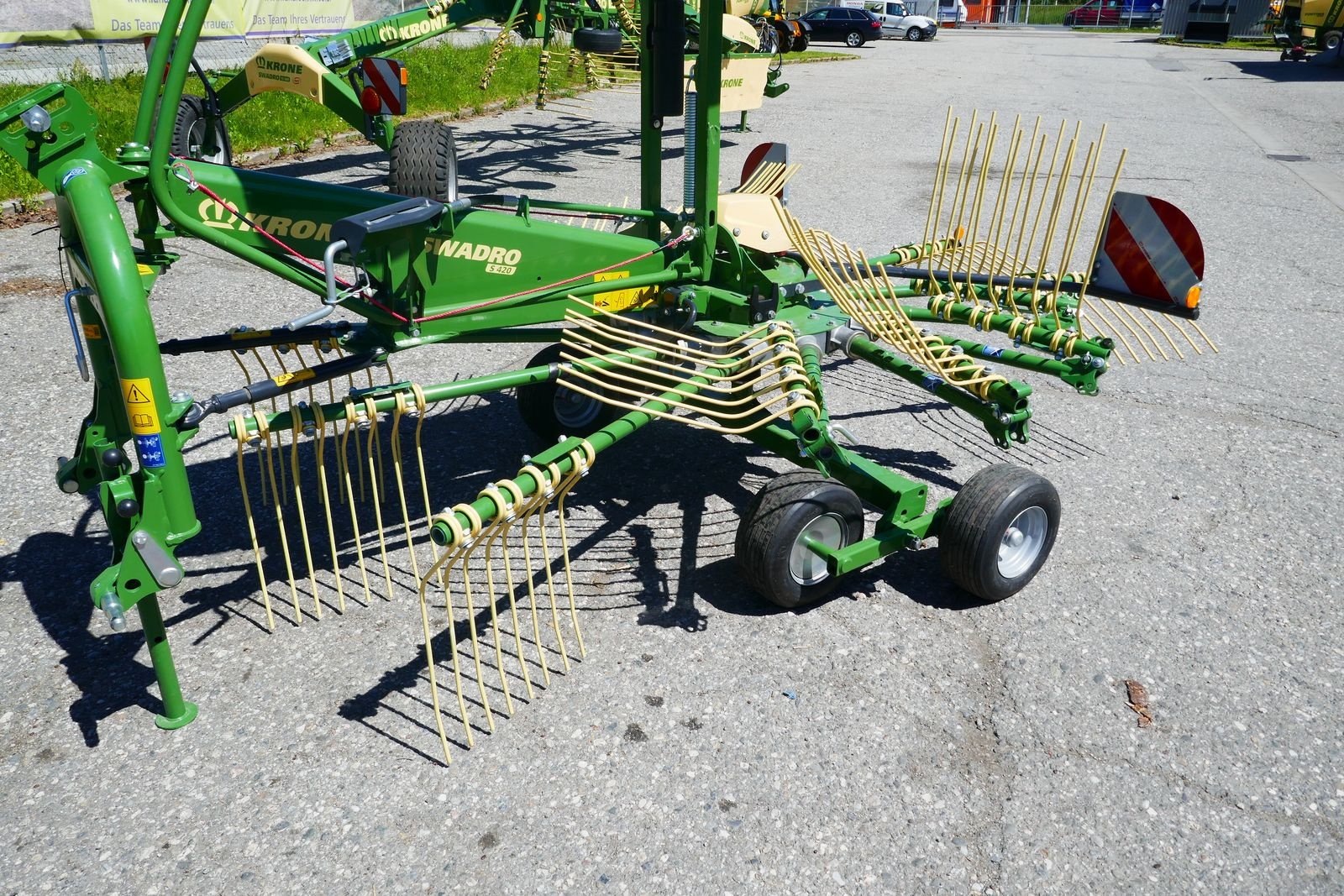 Schwader des Typs Krone Swadro S 420, Gebrauchtmaschine in Villach (Bild 10)