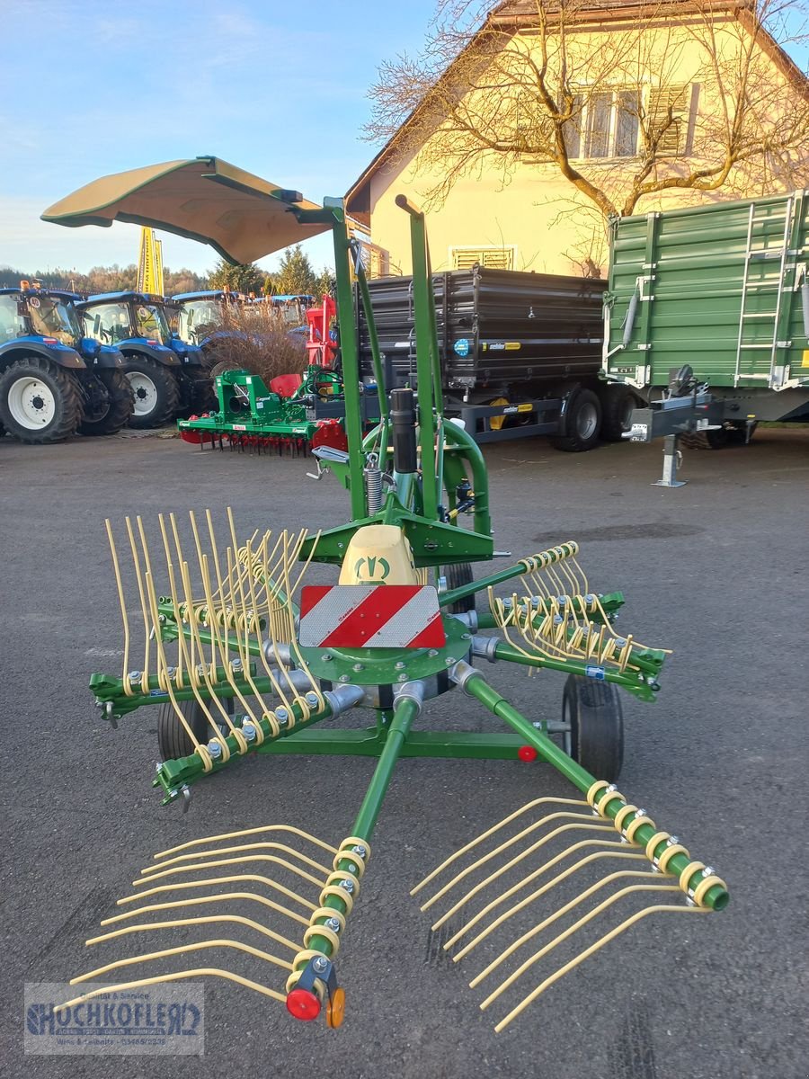 Schwader des Typs Krone Swadro S350 Highland, Neumaschine in Wies (Bild 4)